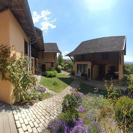 Saint-Genix-sur-GuiersLa Parenthese住宿加早餐旅馆 外观 照片