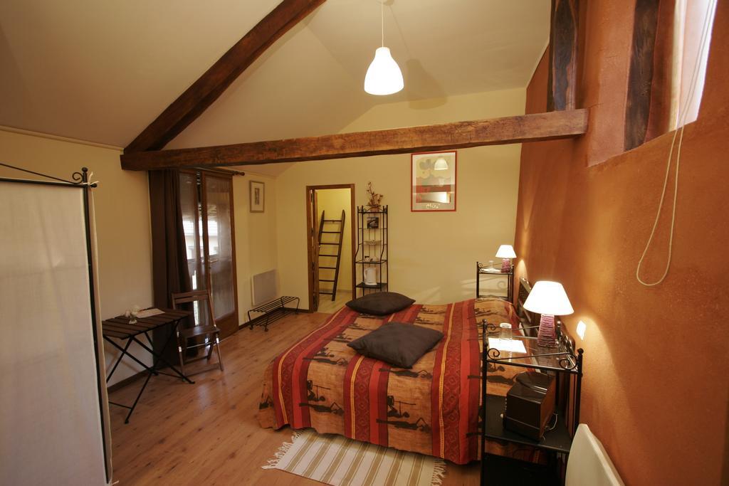 Saint-Genix-sur-GuiersLa Parenthese住宿加早餐旅馆 客房 照片