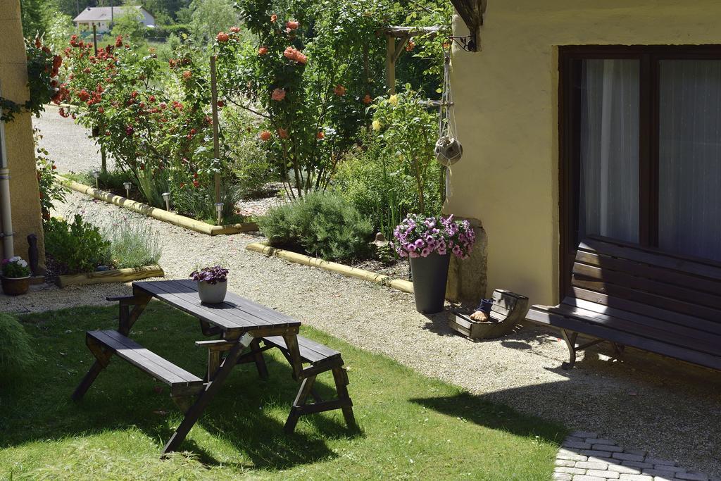 Saint-Genix-sur-GuiersLa Parenthese住宿加早餐旅馆 外观 照片